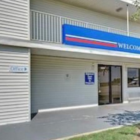 Motel 6 Chicago Southwest - Aurora Εξωτερικό φωτογραφία
