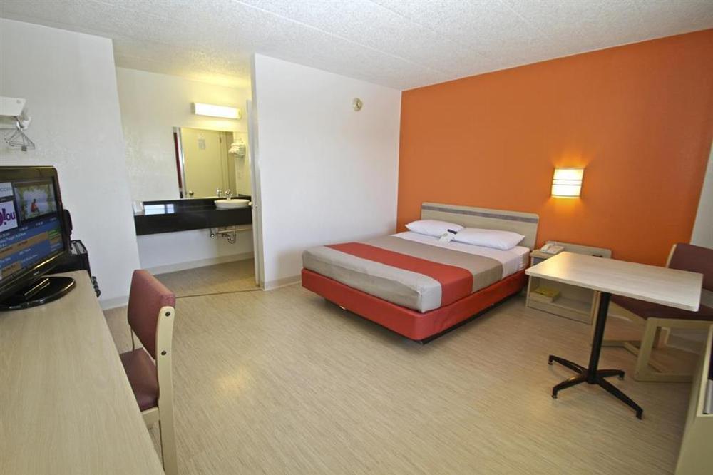 Motel 6 Chicago Southwest - Aurora Δωμάτιο φωτογραφία