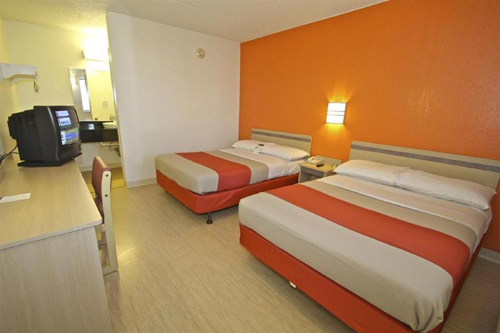 Motel 6 Chicago Southwest - Aurora Δωμάτιο φωτογραφία