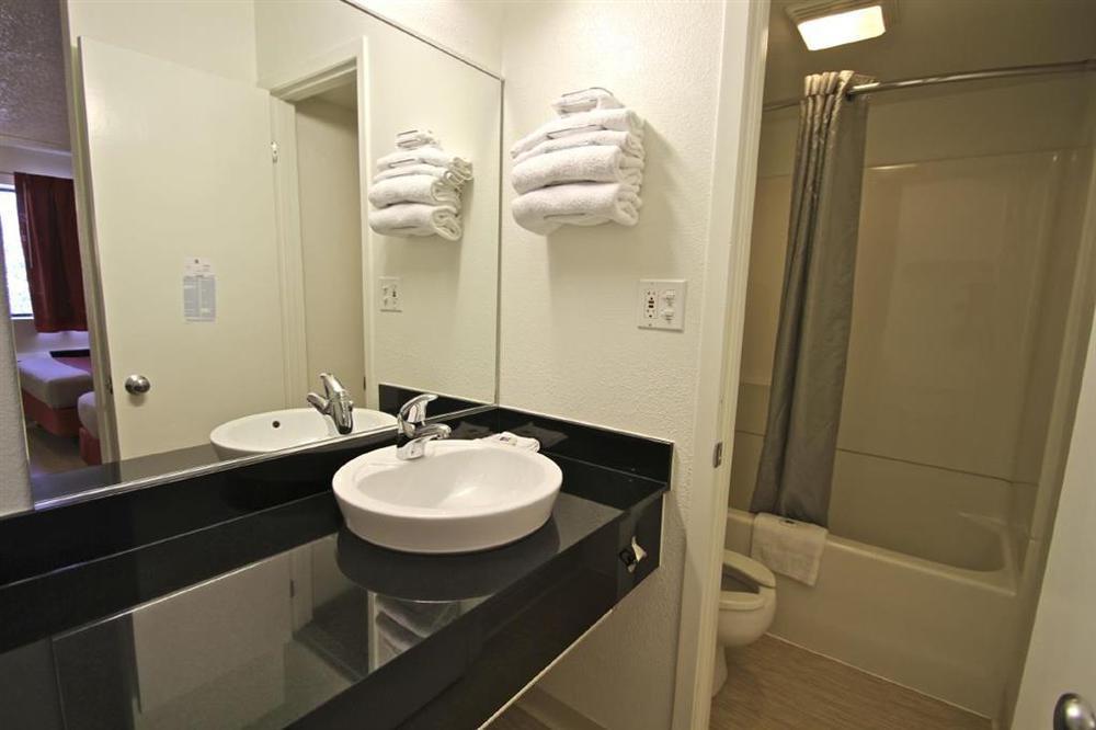 Motel 6 Chicago Southwest - Aurora Δωμάτιο φωτογραφία